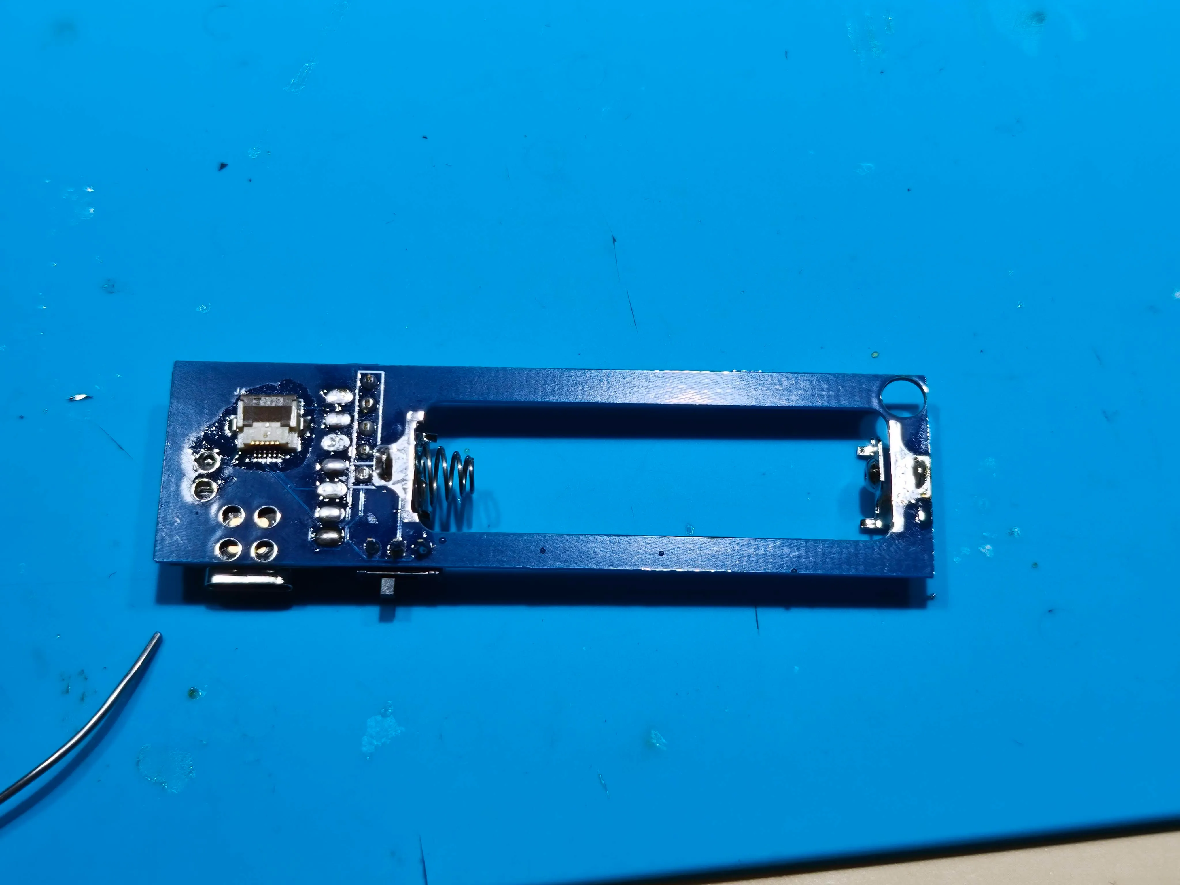 CornixTP：電池端子の実装の参考画像1