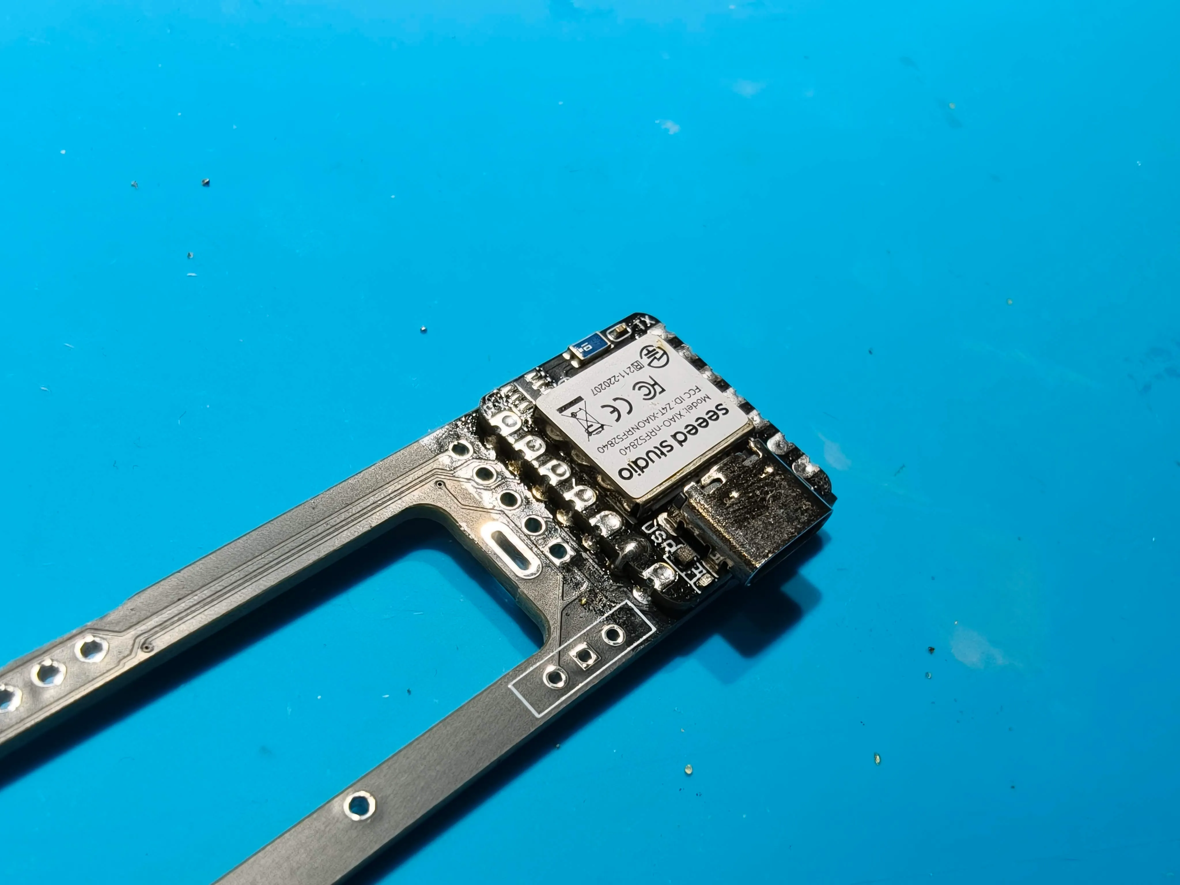 Madulaã¡ã€ã³PCBã«XIAOãé
眮ããç¶æ
